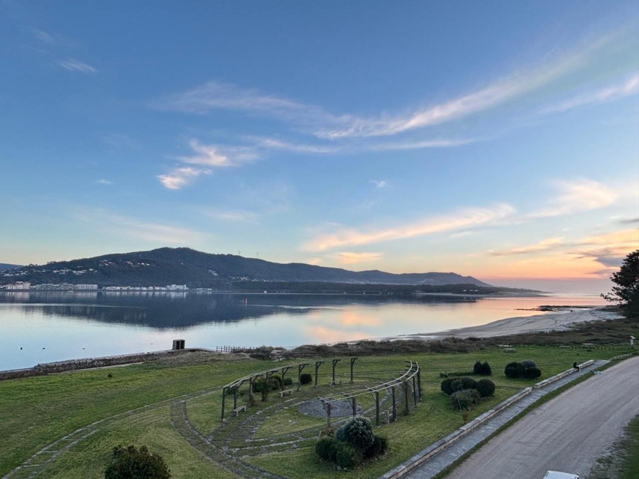 Apartamento Camino De La Costa A Guarda Esterno foto
